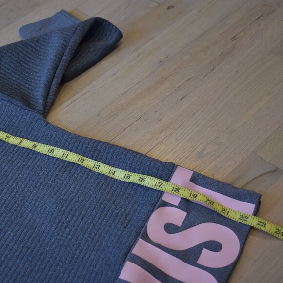 NIKE Just Do It Quilted oversized Crewneck Sweatshirt - Picture 7 of 9